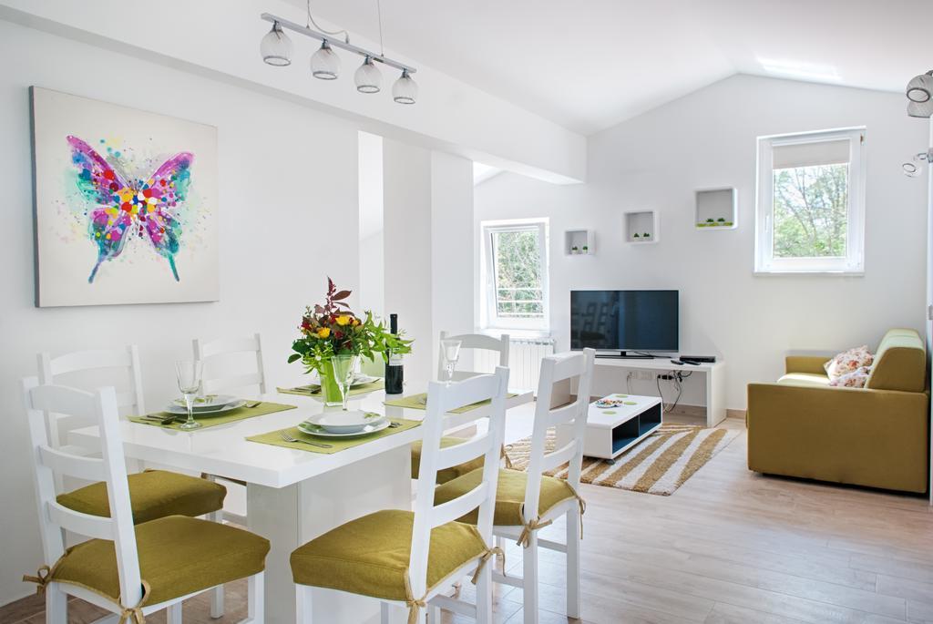 Apartments Tena Пореч Екстериор снимка